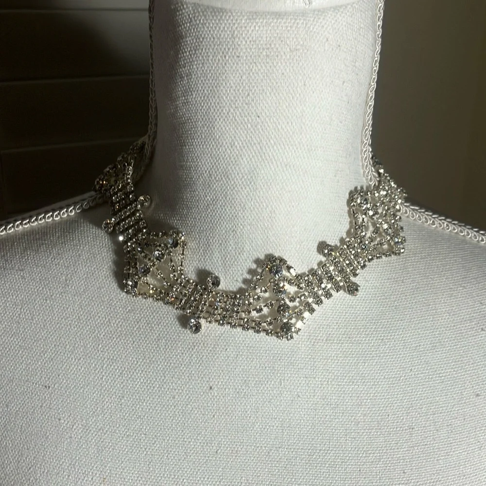 👰‍♀️💍OohLaBra Rhinestone Bridal White Ribbon Bridal Choker/Headband O/S NWT